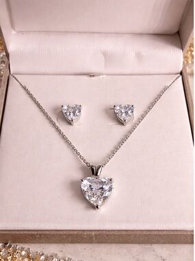 Steeltime stainless steel heart shape diamonds earrings/pendant set
